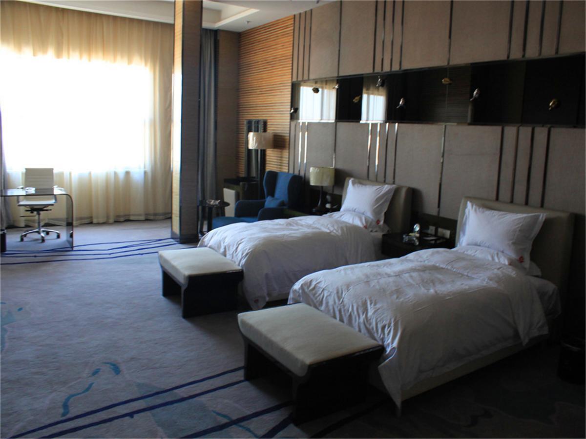 Baotou West Lake Hotel Habitación foto